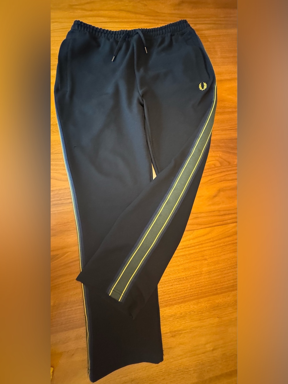 Fred Perry Laurel Tape Black Sweatpants with Drawstring, Size XL